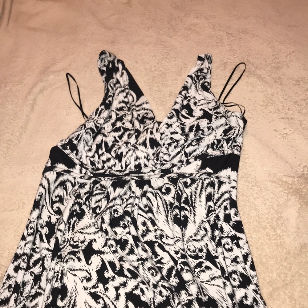 Sleeveless maxi dress